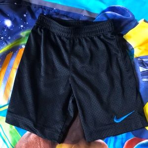 Boys Nike Shorts 🛑SOLD🛑